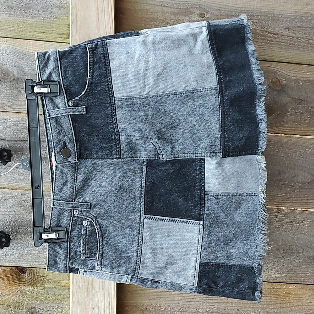 🏵️ Alice + Olivia Patchwork Denim Miniskirt
